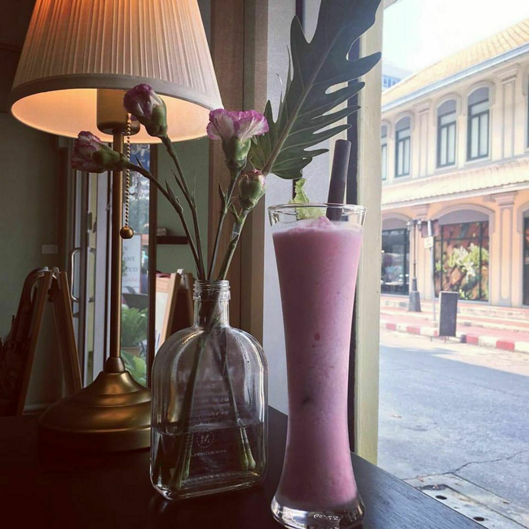 Folk Poshtel Silom Bed & Breakfast Bangkok Exterior photo