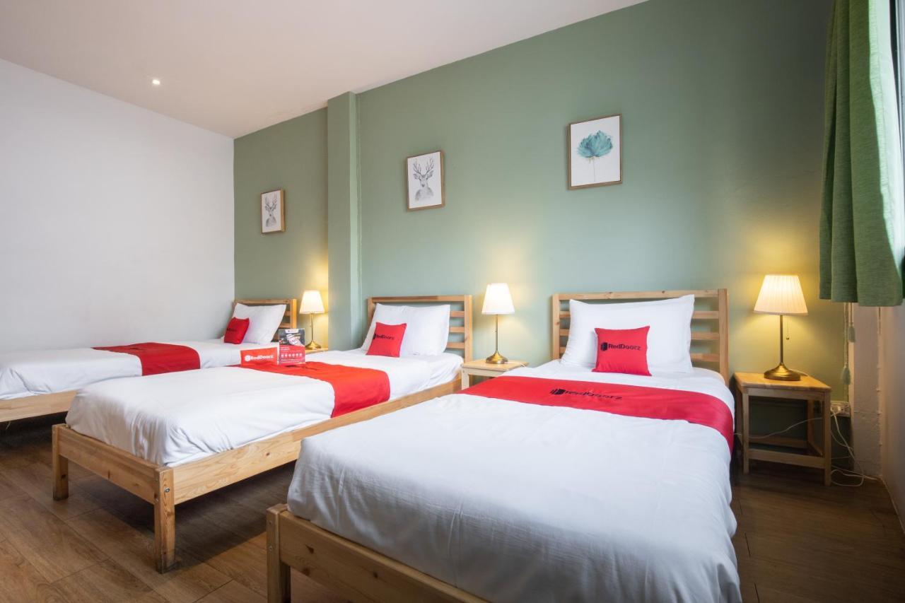 Folk Poshtel Silom Bed & Breakfast Bangkok Room photo